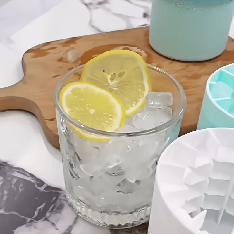 1 pc blue Silicone Ice Cube Cup – Freezable & Reusable Ice Maker, Perfect for Home, Bar, Pub, Club, and Outdoor Summer Drinks in Light Blue, Ideal for Cocktails and Fresh Fruit Infusions