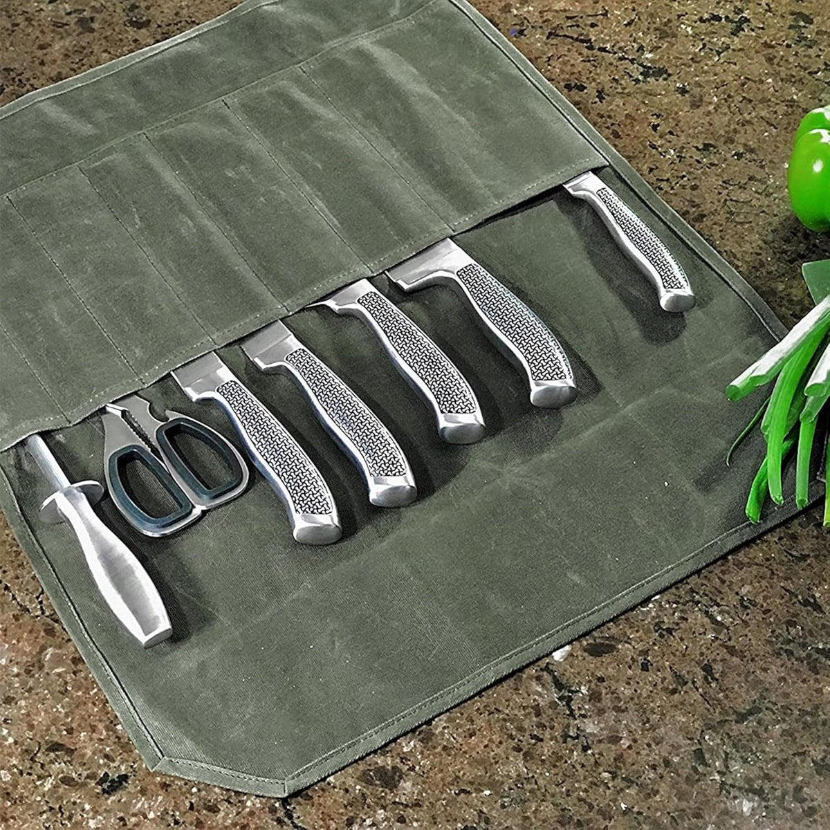 Chef Tools Protector - with 7 slots - Chef's knife roll bag - Knife bag - Waxed canvas knife bag - Cookware - knife case - knife holder - storage bag - cutlery tool roll bag - for camping - (Knives Not Included) - 45*56 cm - green