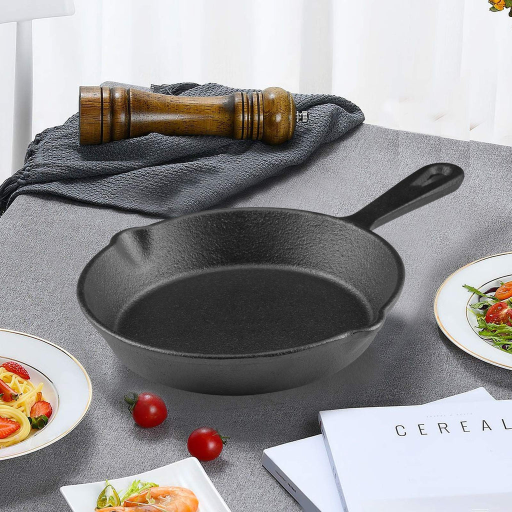 Cast Iron Frying Pan - Mini Skillet - Ø 16 cm - Egg Pan - Tapas Pan - BBQ - Camping - Serving Pan - Blini Pan - Pancake Pan - Saucepan - Melting Pan - Outdoor Cooking - Robust - Frying Pan - Kitchen Aid - Black - Cast Iron - 1 Piece