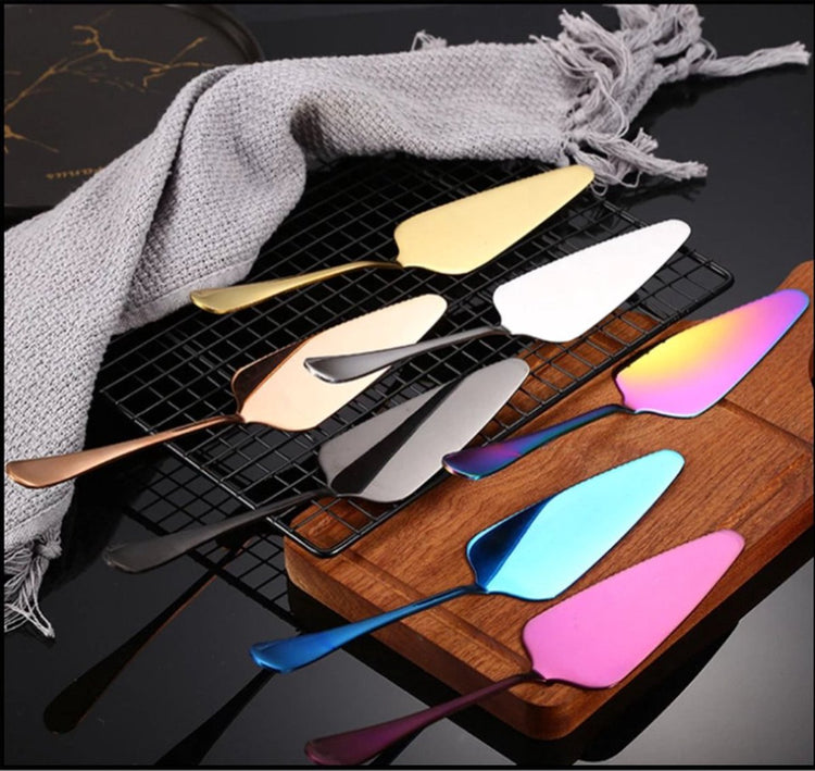 Cake Peel | Pizza Peel | Cake Cutter | Pizza Cutter | With Serrated Edge | Stainless Steel | Bronze - Flavour Fushion Cooking Shop