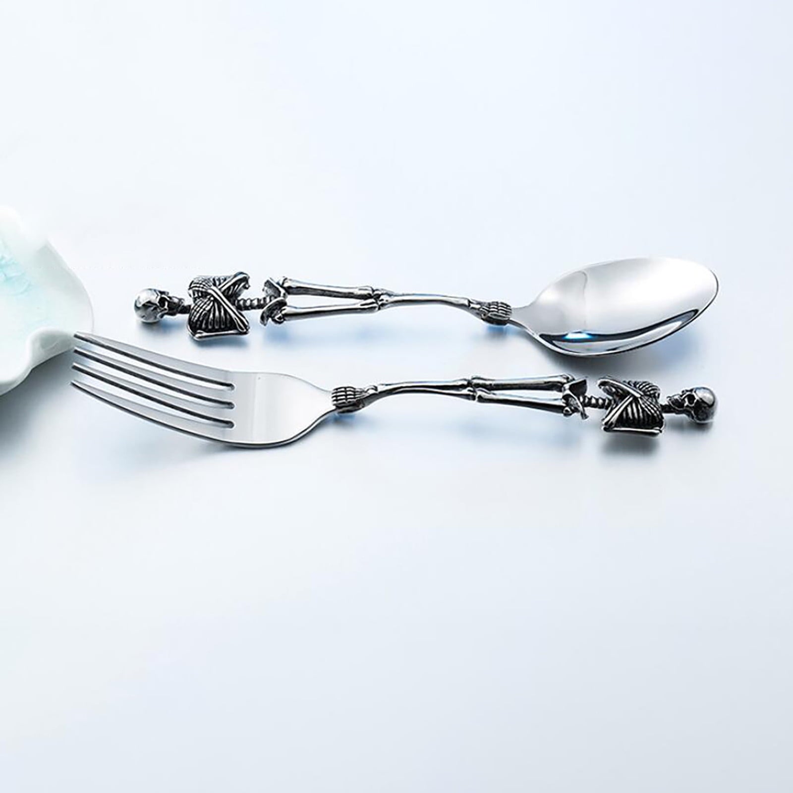 Darzheoy Stainless Steel Skeleton Skull Spoon and Fork Flatware Tableware Gifts for Halloween Easter and Christmas (Spoon) A