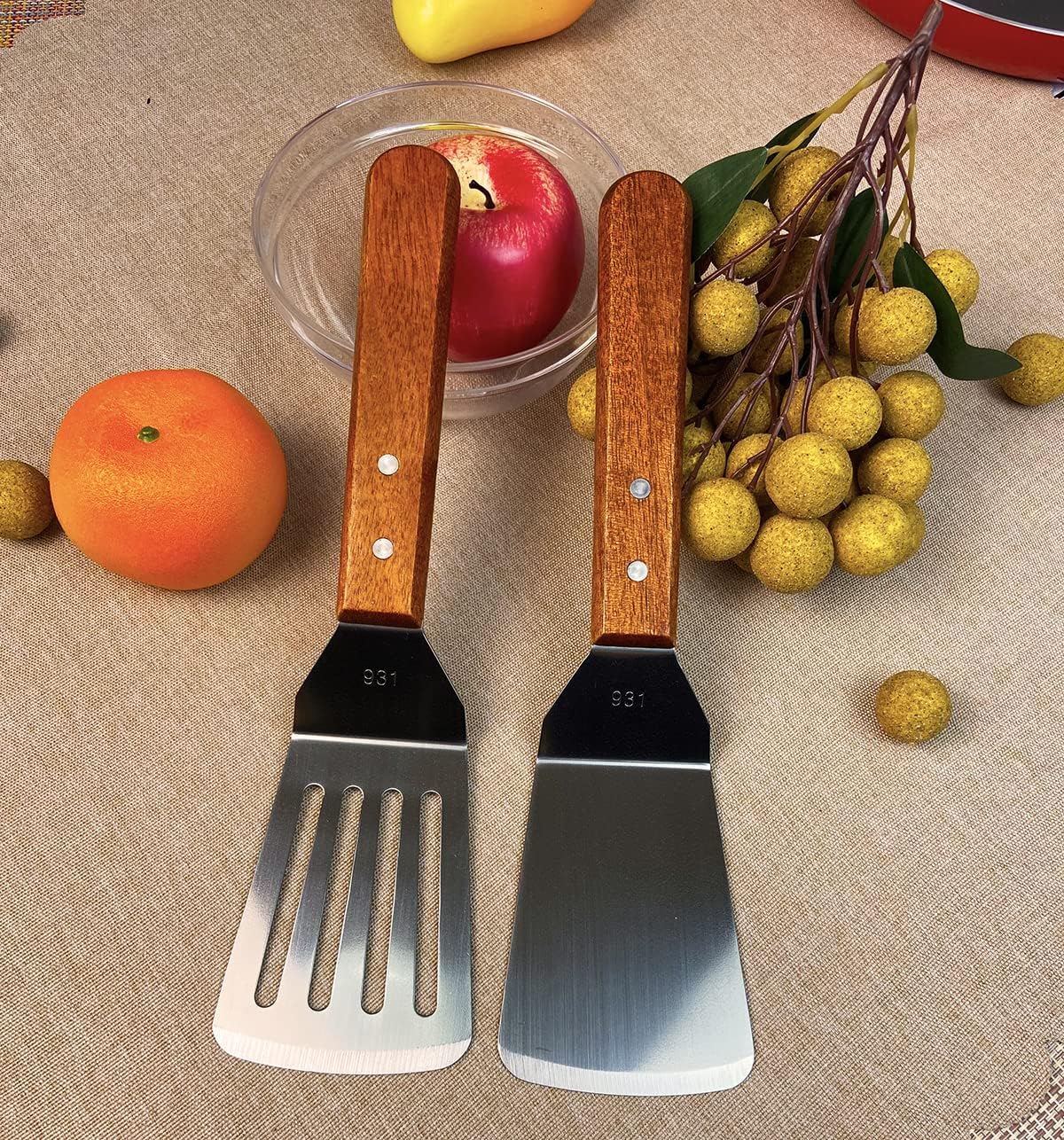 2Pcs Metal Spatulas Set, Metal Spatula for Cast Iron Skillet, Cooking Utensils Fish Egg Grill Spatula Stainless Steel Slotted Spatula, Wok Flat Top Small Metal Spatula Turner with Wood Handle
