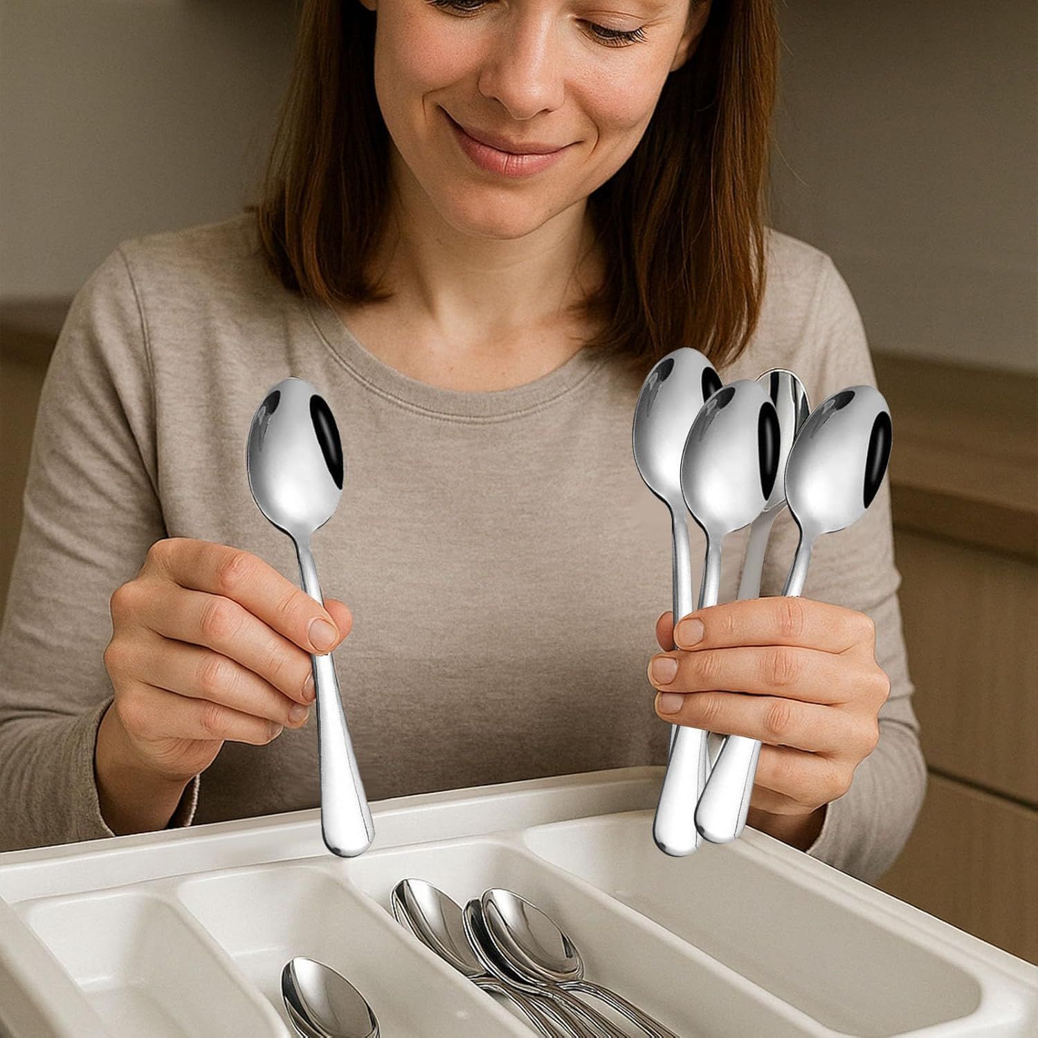 Stainless Steel Teaspoons, 6-Piece Coffee & Dessert Spoons Set, 6.7 Inch Small Spoons for Tea, Sugar, Yogurt & Ice Cream, Mirror Polished, Dishwasher Safe