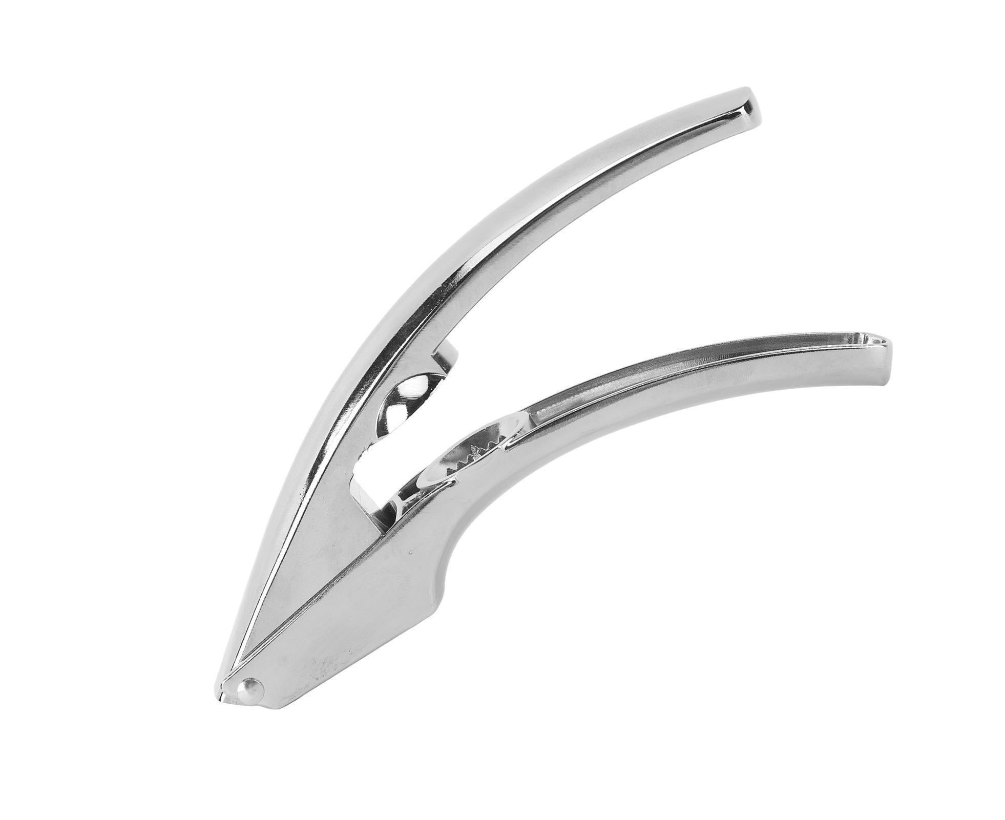 Kitchen Garlic Press Multifunctional Garlic Press Chestnut Walnut Opener Garlic Ginger Press Tool