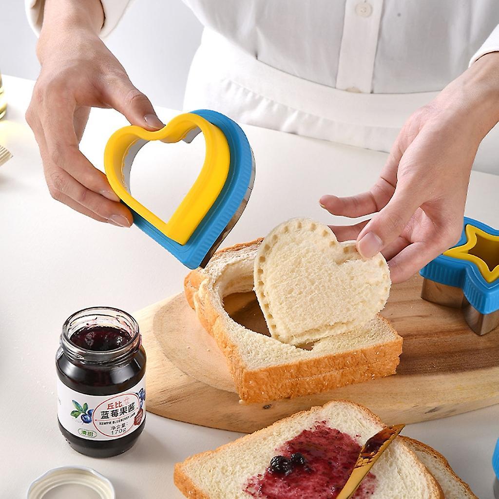 Plastic Sandwich Maker Bread Moulds Lunch Sandwich Cutters